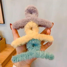 Load image into Gallery viewer, Winter Long Plush Hair Claw Elegant